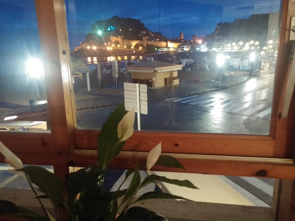 Lydia'S Apartment With Castle View Τόσα ντε Μαρ Εξωτερικό φωτογραφία